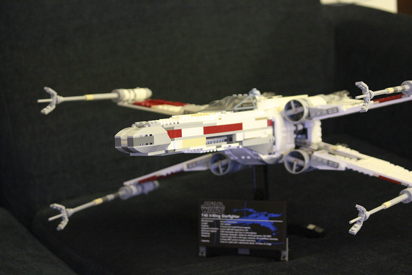 Star Wars X-wing Lego Red Five 1